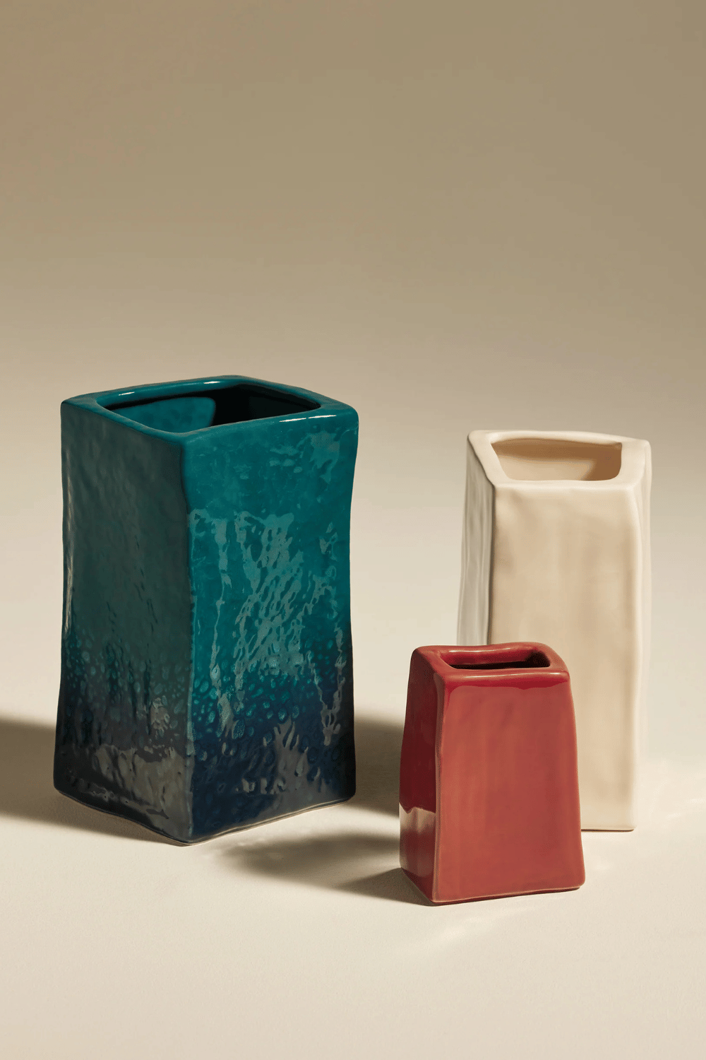 vase-nomad-maison-couture vase Nomad Maison Sarah Lavoine en céramique sculpturale