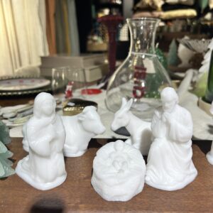 Crèche en cire - Blanc - Ciergerie des Prémontrés